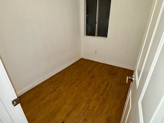 3rd image of 275 Joaquin Ave #B