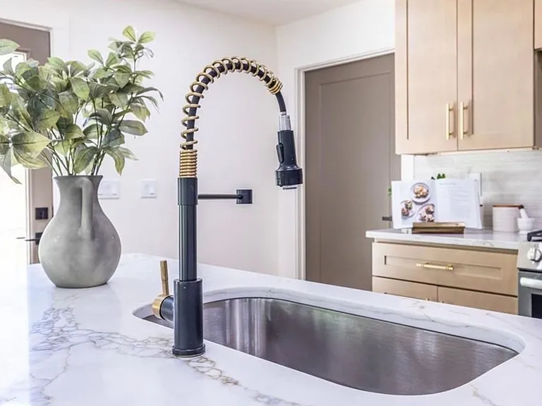 2752 Marco Dr NW — Photo 17