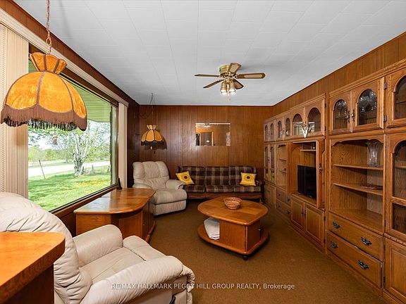 3rd image of 5855 Vasey Rd