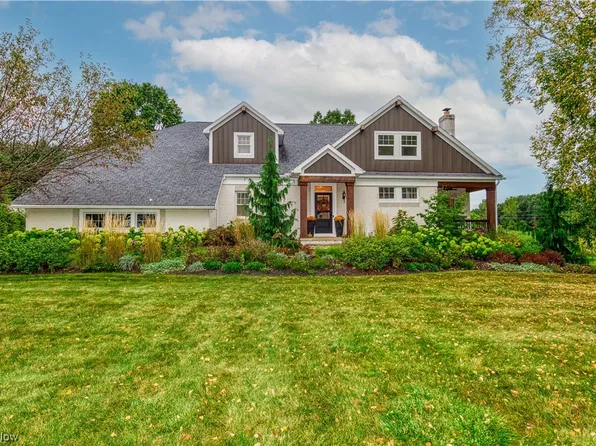 5616 Bridgecreek Ave NW, Canton, OH 44718