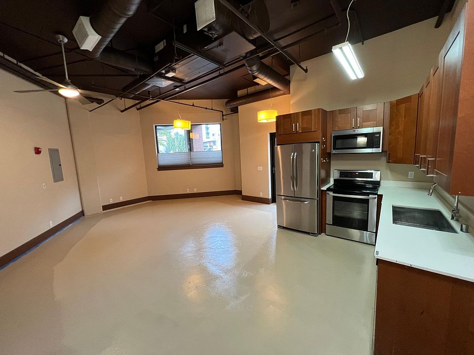 1st image of 6843 Oswego Pl NE
