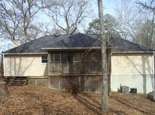 1376 E Wesley Chapel Rd, Byron, GA 31008