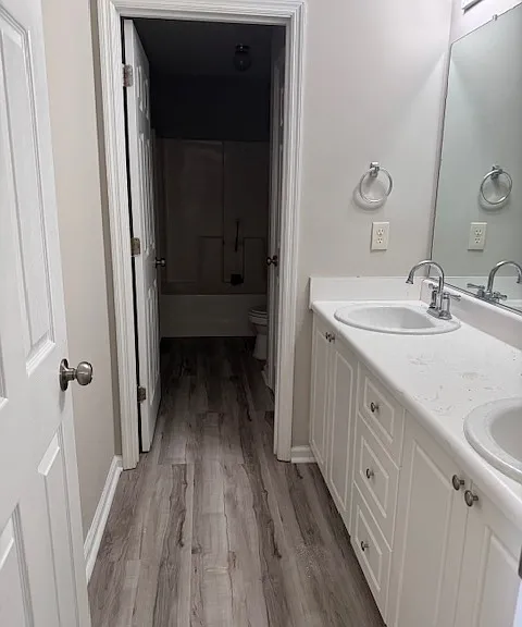 4611 Marthas Way — Photo 11