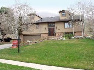 712 Hillside Dr, Centerville, UT 84014
