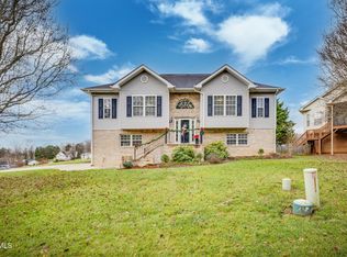 136 Old Mill Ct, Kingsport, TN 37664