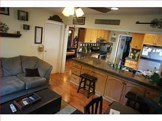 4th image of 1817 Cottage Grove Ave