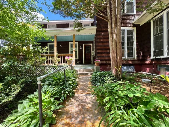 98 Conway St, Greenfield, MA 01301