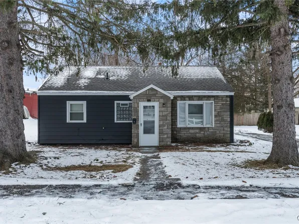 103 Lindbergh Rd, Syracuse, NY 13205