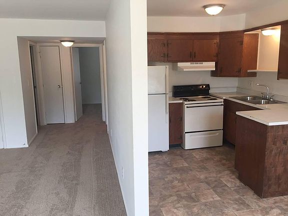 4th image of 9136 E 10th St #2