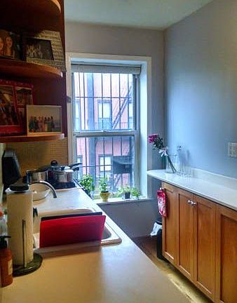 5th image of 24 Eldridge St APT 8