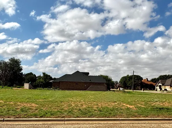 2300 Juniper Dr, Lamesa, TX 79331