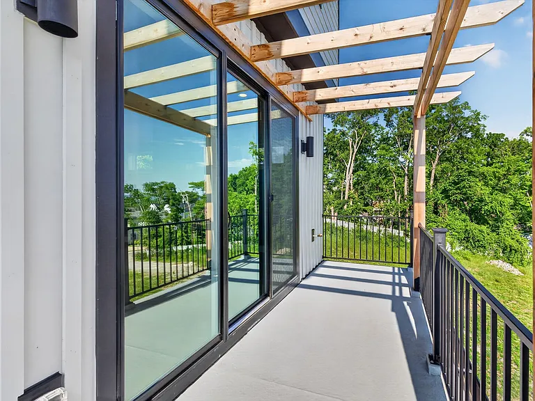 5915 Maxon Ave #B — Photo 31
