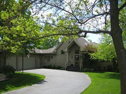 1st image of 1939 Woodstone Ln