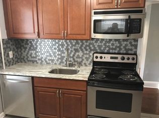 608 Park Ave #2, Laurel Springs, NJ 08021