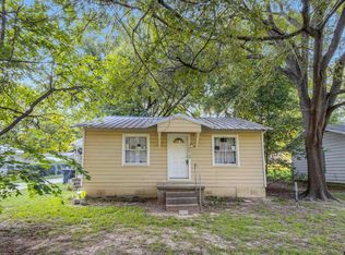 205 N Robinson St, Big Sandy, TX 75755