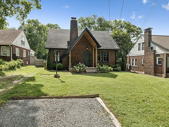 3rd image of 2316 Riverside Dr