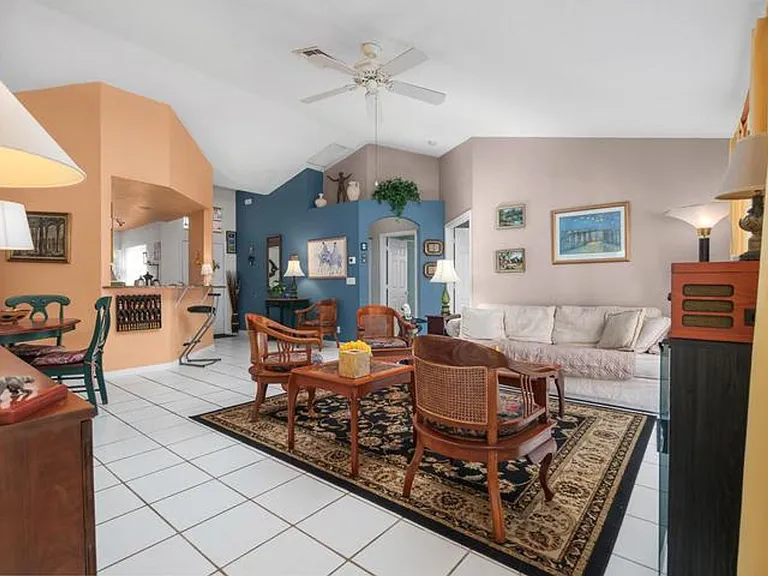 5260 Grande Palm Cir — Photo 15