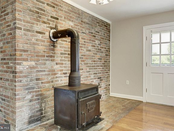 5th image of 3625 Paupers Folly Ln