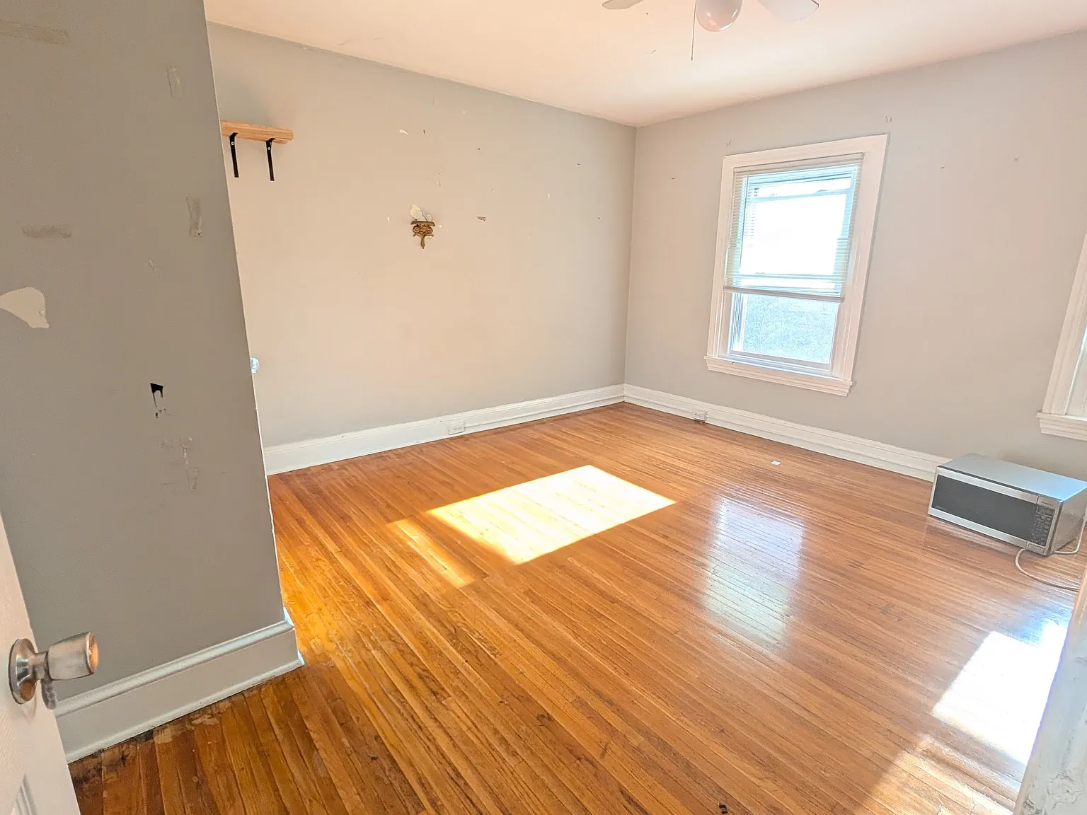 2 bed, 1100 sqft, $1,450 — Photo 3