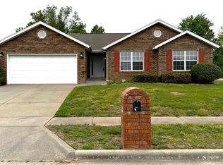 723 S Hazelnut Ave, Springfield, MO 65802