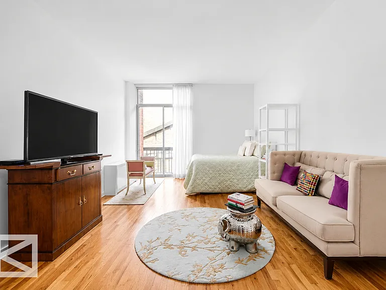 184 Thompson St #3B — Photo 3