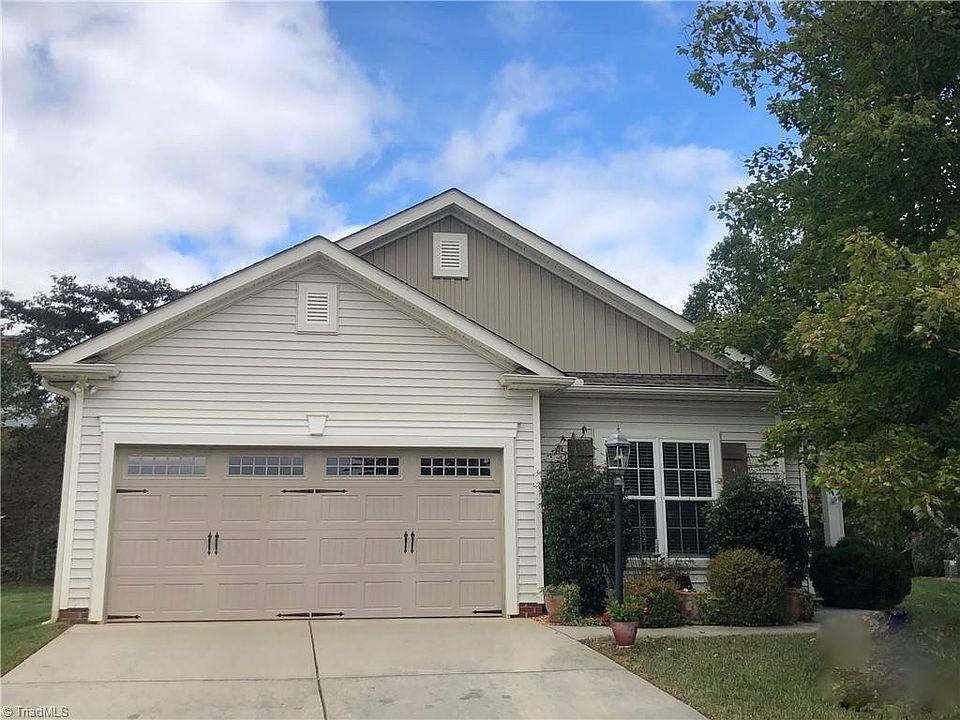 1st image of 250 Elmwood Forest Ct