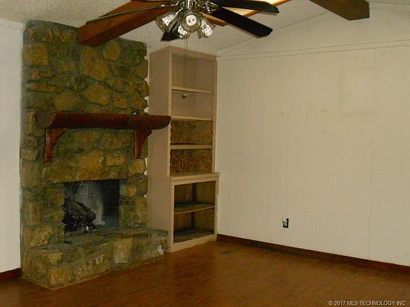 2nd image of 407 E 21st Ct