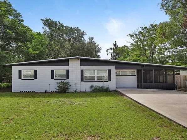 1211 N Boston Ave, Deland, FL 32724
