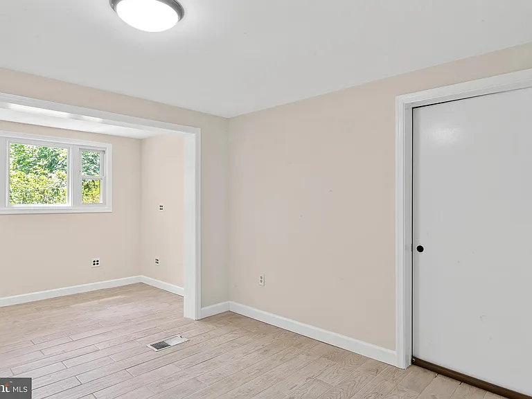 5129 Chowan Ave — Photo 28