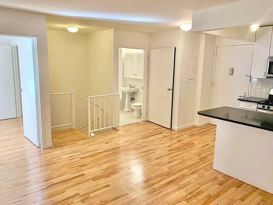 1st image of 190 E 7th St APT 118