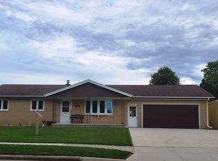 700 Randolph St, Mishicot, WI 54228