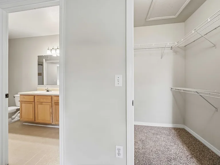 1195 Villagio Cir #203 — Photo 27