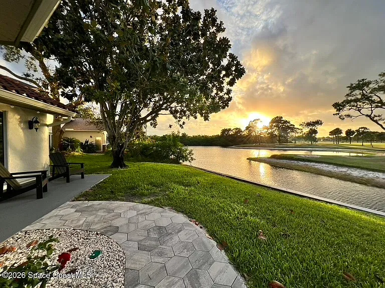 740 Kerry Downs Cir — Photo 9