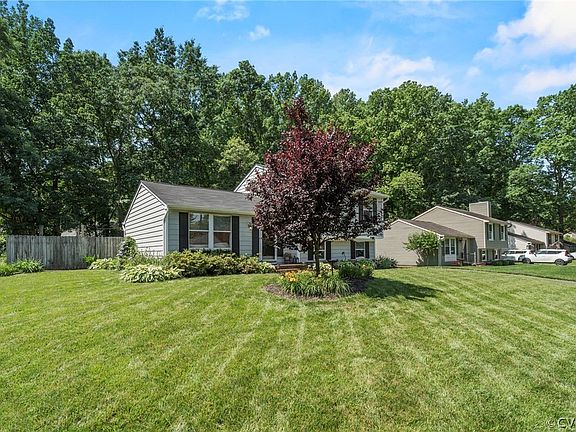 3rd image of 4619 Kellywood Dr