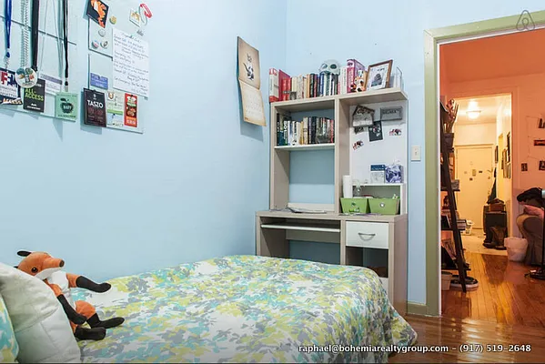 Rented by Bohemia Realty Group | media 38