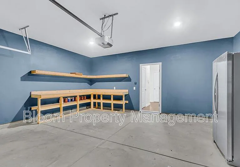 828 Lilyford Ln — Photo 45