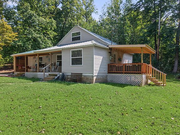 4th image of 174 Old Log Rd