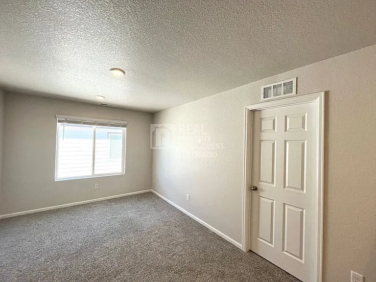 6764 Wiper Way — Photo 7