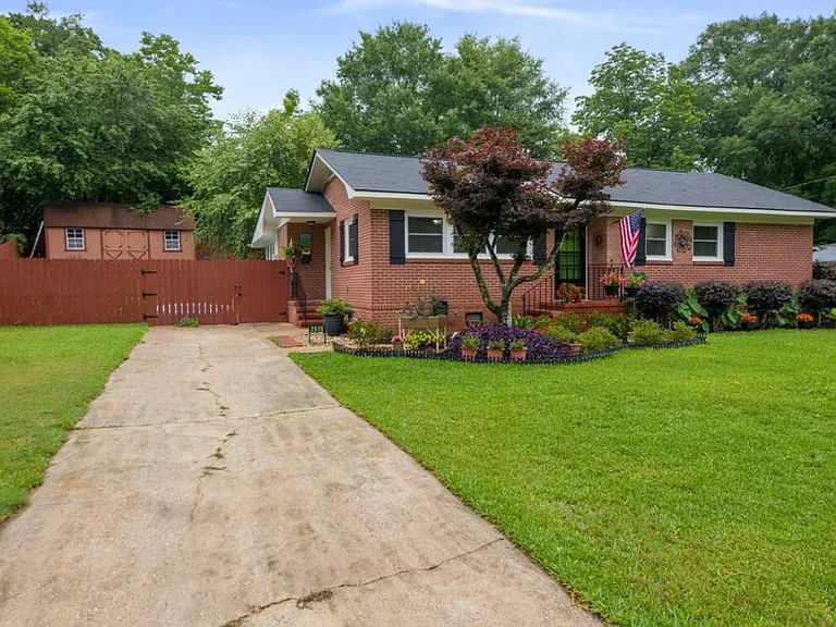 2925 Bellanca St — Photo 24