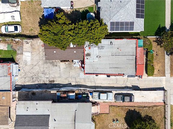 2nd image of 321 E 119th St