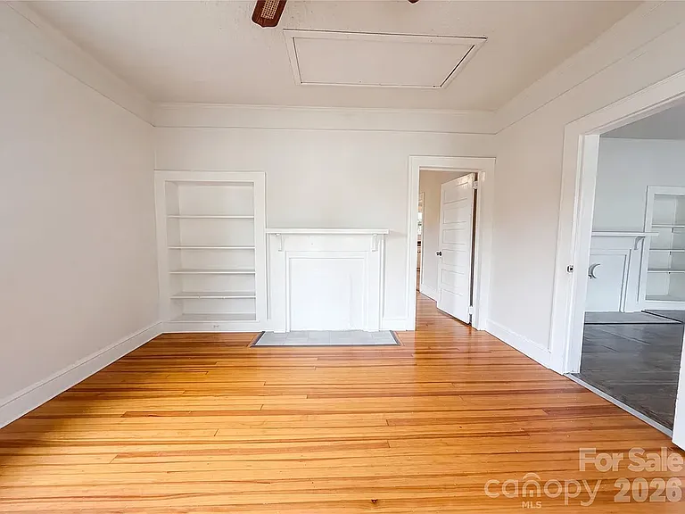 434 16th St — Photo 2
