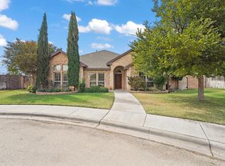 5 Chambord Dr, Odessa, TX 79765