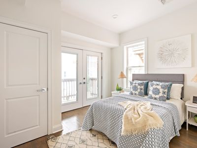18 Chelsea St Unit 3, East Boston, MA, 02128