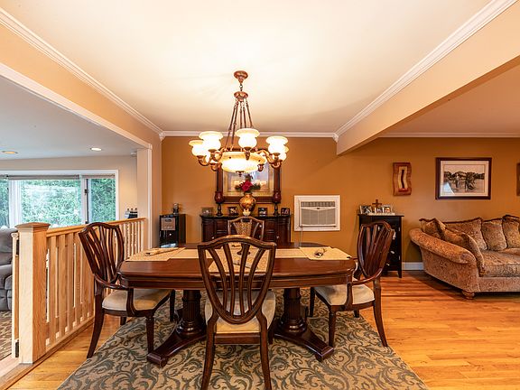 5th image of 3555 Bayfield Blvd