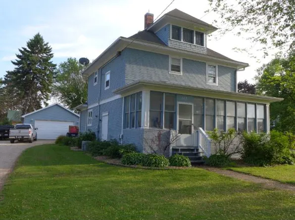 663A E Main St, Ellsworth, WI 54011