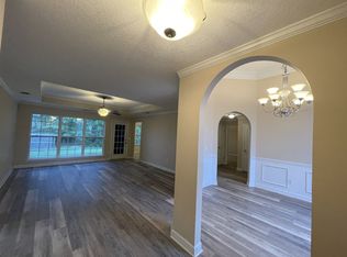 322 Manchester Ct, Midway, GA 31320