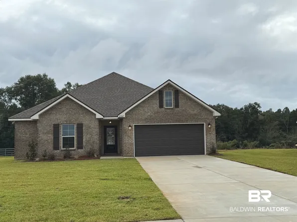 21045 Carlsberg Dr, Robertsdale, AL 36567