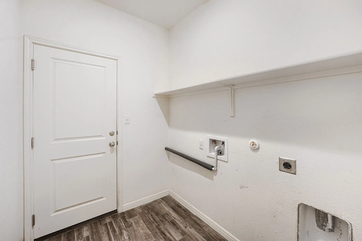 4 bed, 1785 sqft, $2,000 — Photo 4