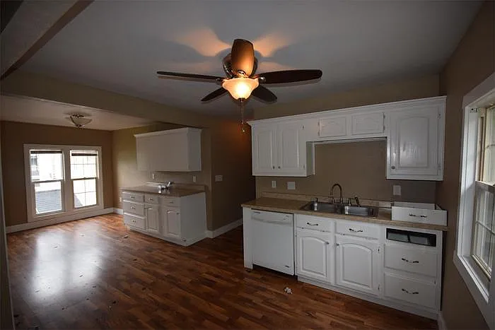 409 Waugoo Ave #A — Photo 2