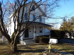 39 Academy Hill Rd, Derby, CT 06418